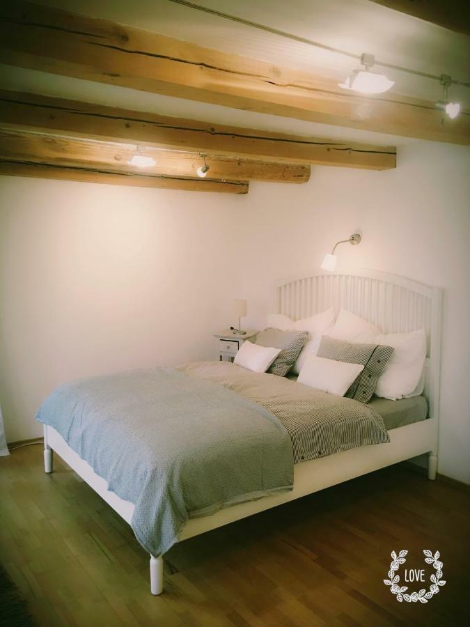 Appartement Gute Stube à Weiden am See Extérieur photo