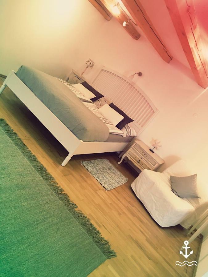 Appartement Gute Stube à Weiden am See Extérieur photo